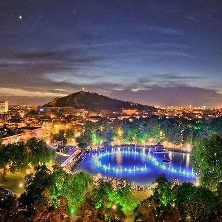 Guest Rooms Super Center Plovdiv Perfect Location Esterno foto
